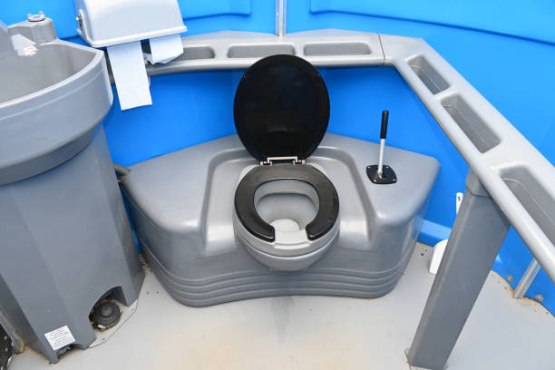 Portable Toilet Options We Offer in Sundown, TX